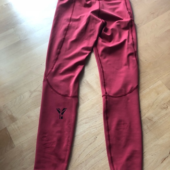 Carla Tight Raspberry leggings - Picture 2 of 3